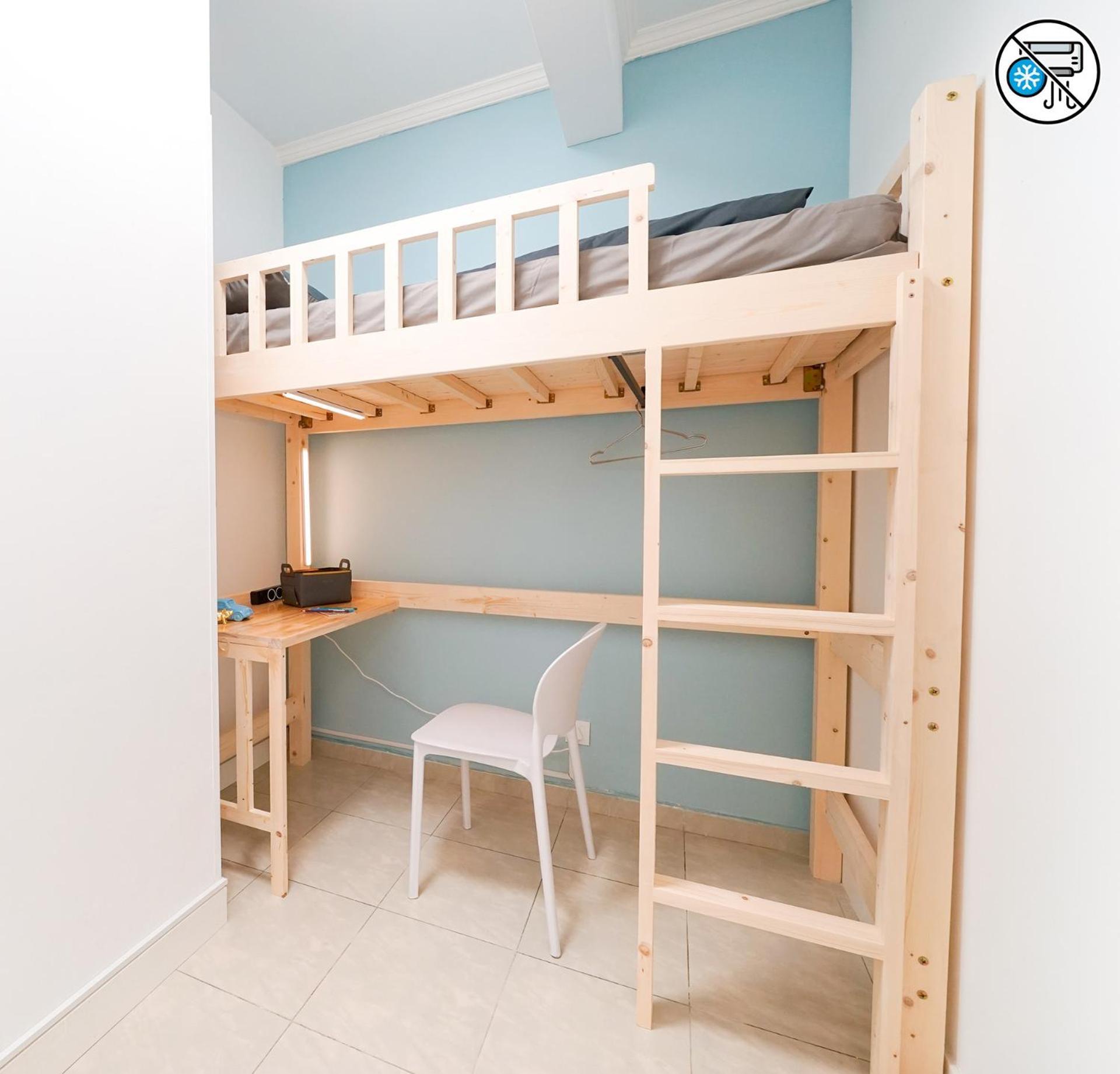 Shared Dormitory Wan Chai Road 187 Hong Kong Exterior photo
